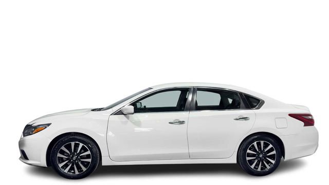 Used 2018 Nissan Altima 2.5 SV FWD image 1