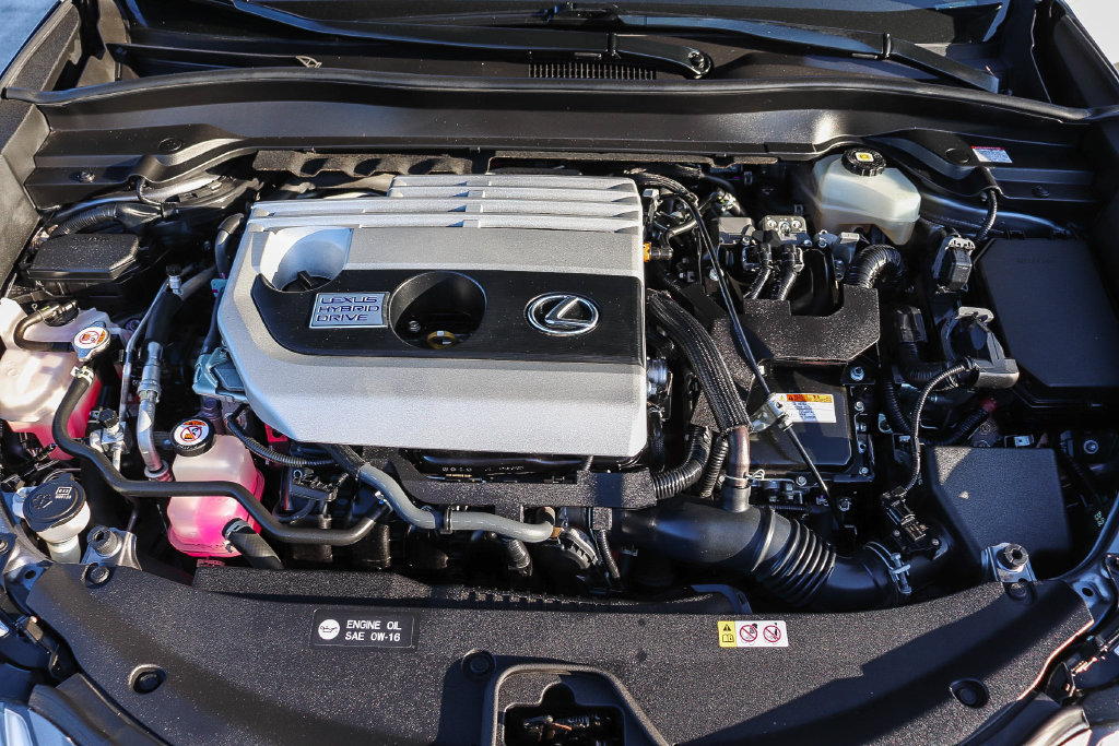 Used 2021 Lexus UX 250h F Sport w/ Accessory Package (Z1) AWD/4WD image 29