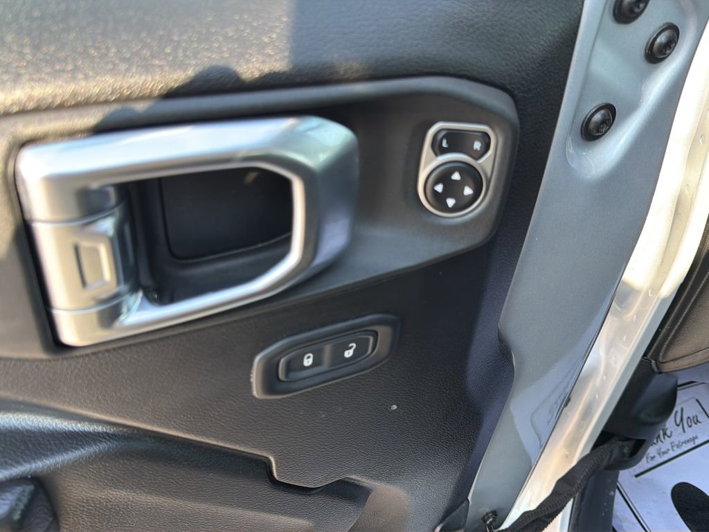 Used 2023 Jeep Gladiator Sport image 19