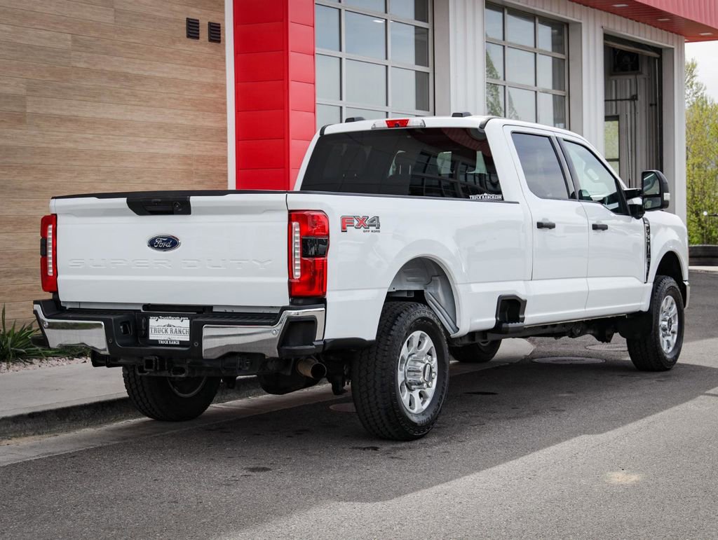 Used 2023 Ford F350 XLT w/ 360-Degree Camera Package AWD/4WD image 3