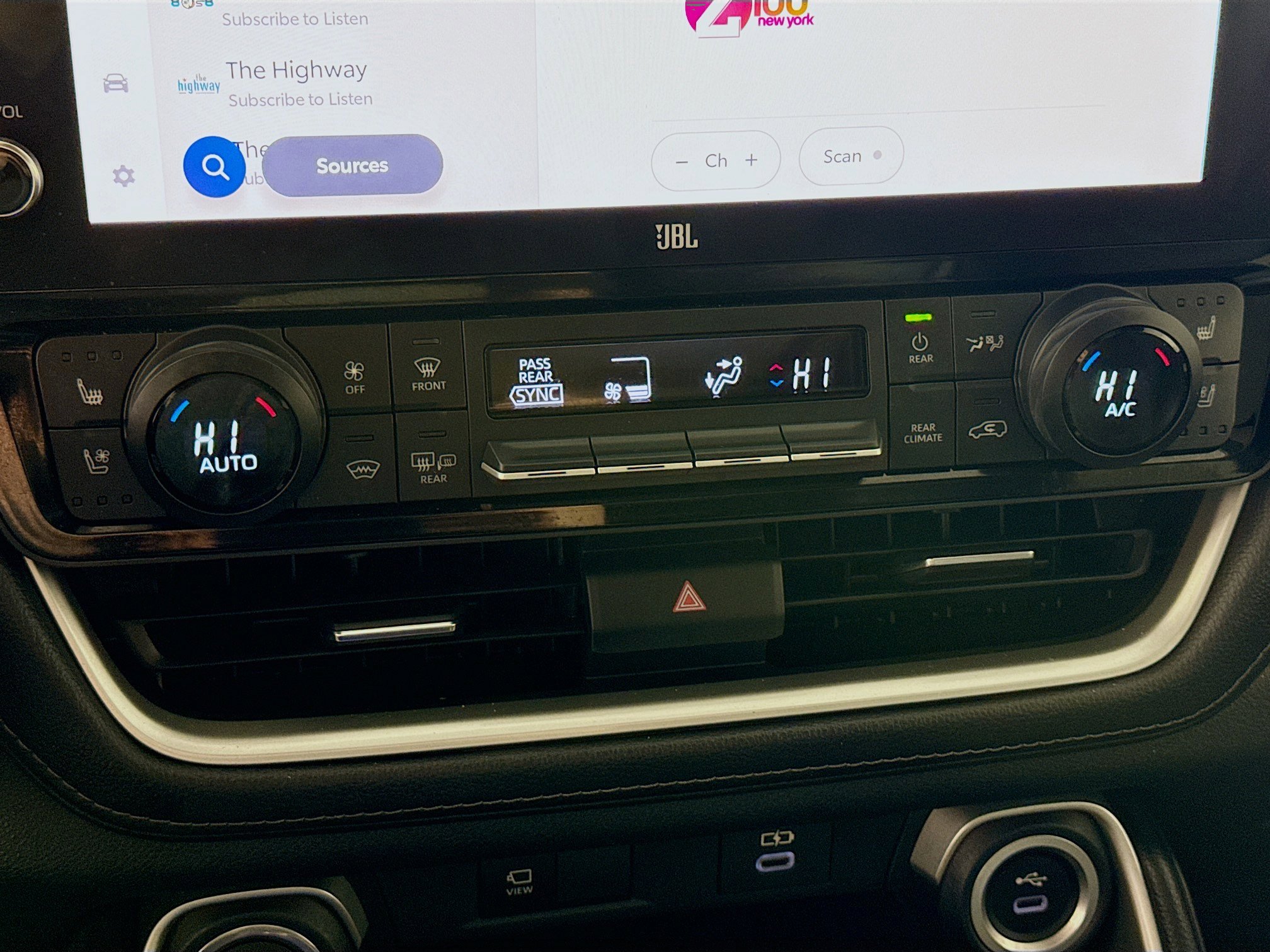 Used 2024 Toyota Grand Highlander Platinum image 17