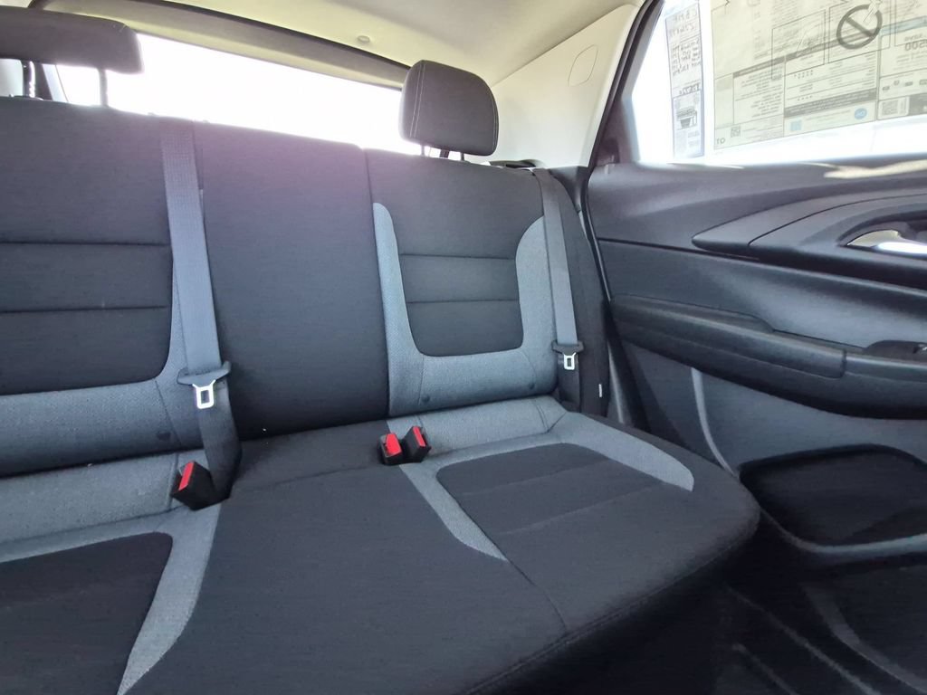 New 2026 Chevrolet TrailBlazer LS w/ LS Convenience Package FWD image 7