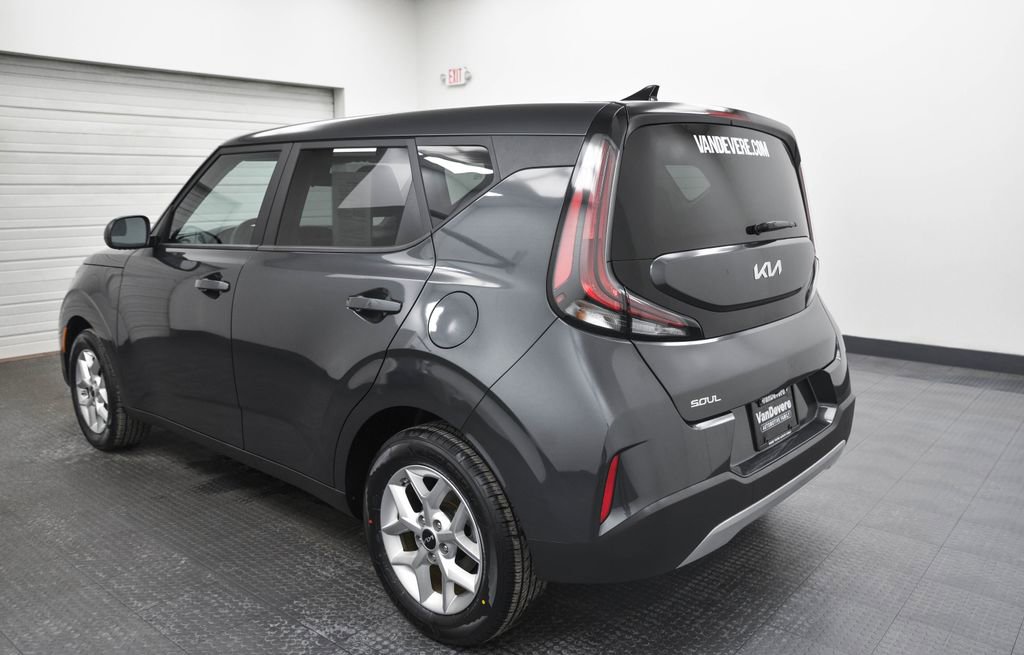 Used 2024 Kia Soul LX w/ Option Group 015 image 6