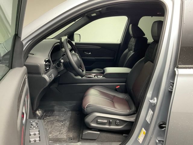 New 2026 Honda Pilot Black Edition image 12