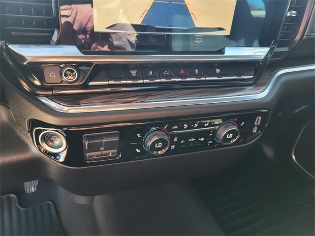 Used 2025 Chevrolet Silverado 2500 LT image 6