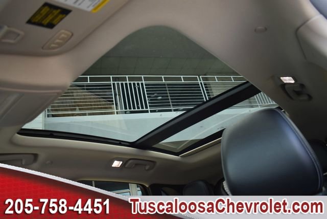 Used 2020 Ford Escape Titanium image 23