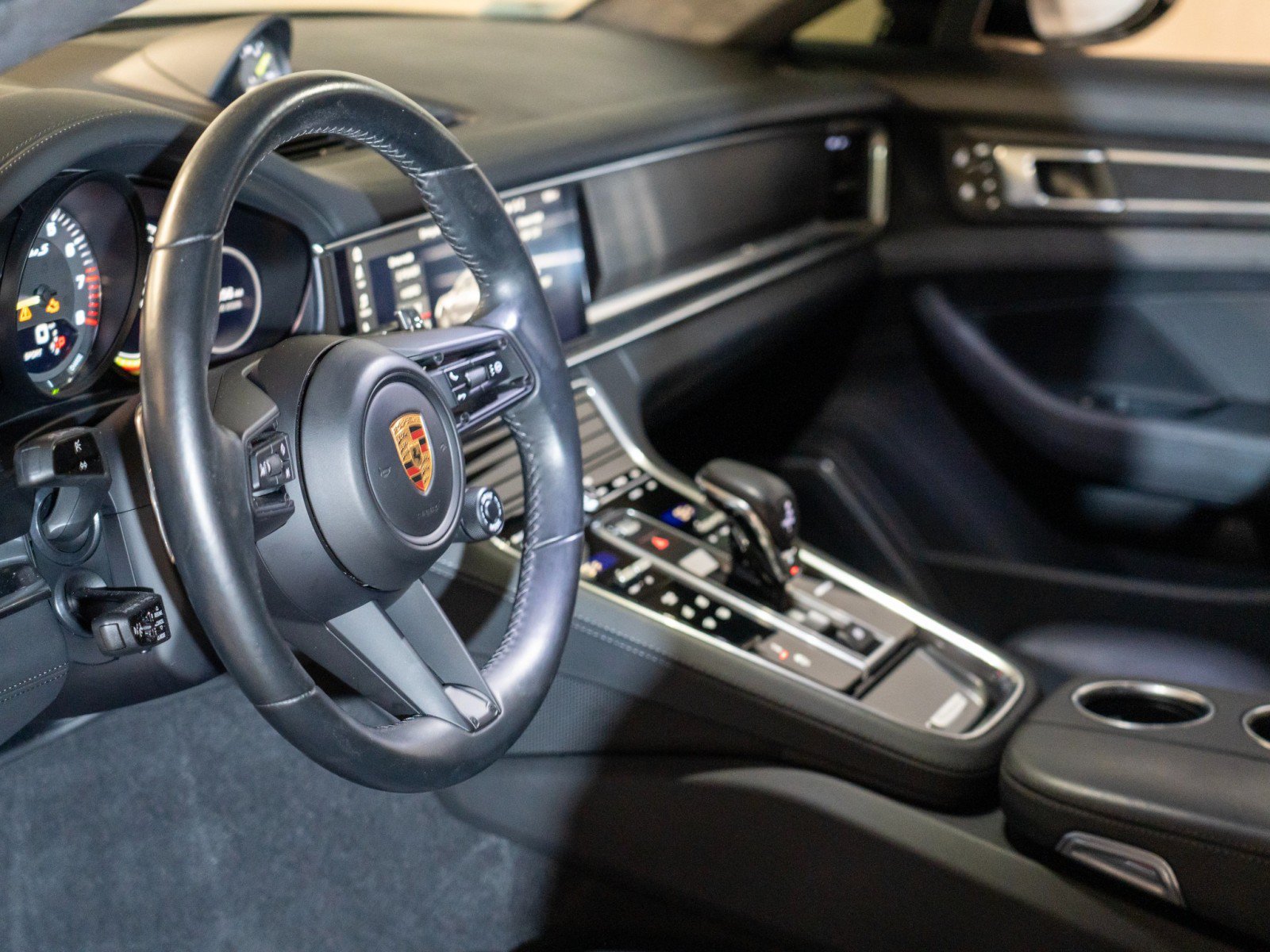 Certified 2021 Porsche Panamera Turbo S AWD/4WD image 15