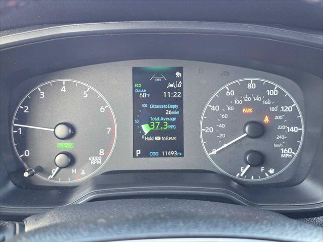 Used 2024 Toyota Corolla Cross AWD Hybrid image 25