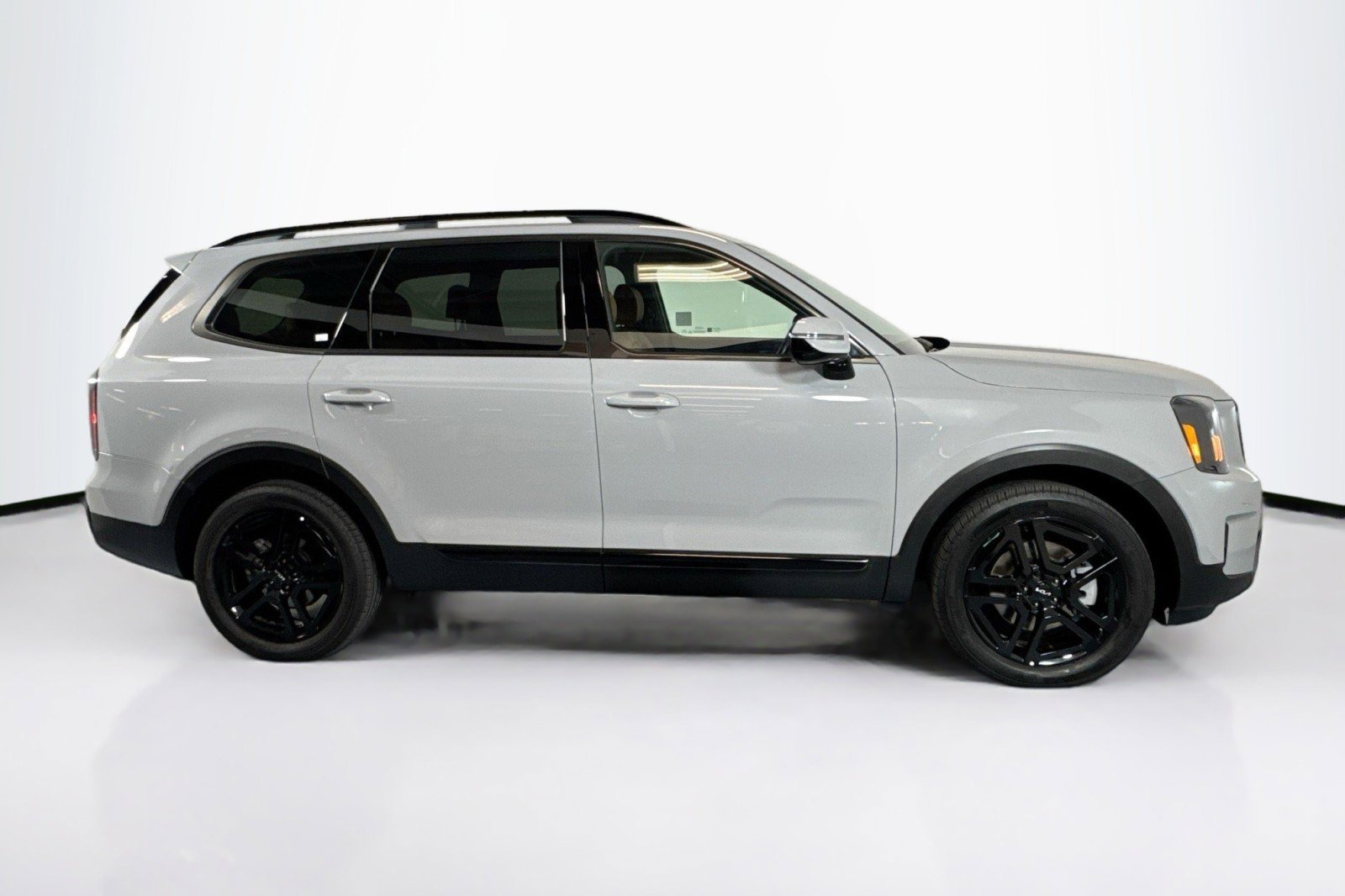 Used 2024 Kia Telluride SX X-Line image 4