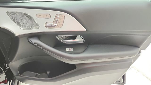 Used 2025 Mercedes-Benz GLE 350 4MATIC image 30