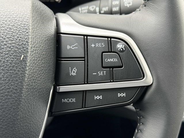 Used 2026 Toyota Highlander XSE image 24