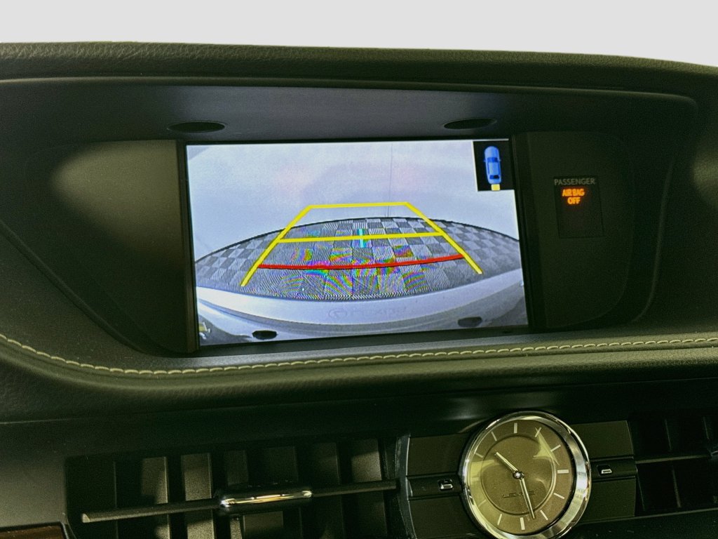 Used 2016 Lexus ES 300h FWD image 23