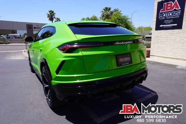 Used 2021 Lamborghini Urus AWD/4WD image 56