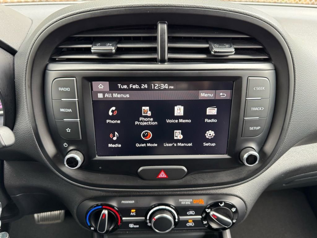 Used 2024 Kia Soul LX w/ Option Group 015 image 17
