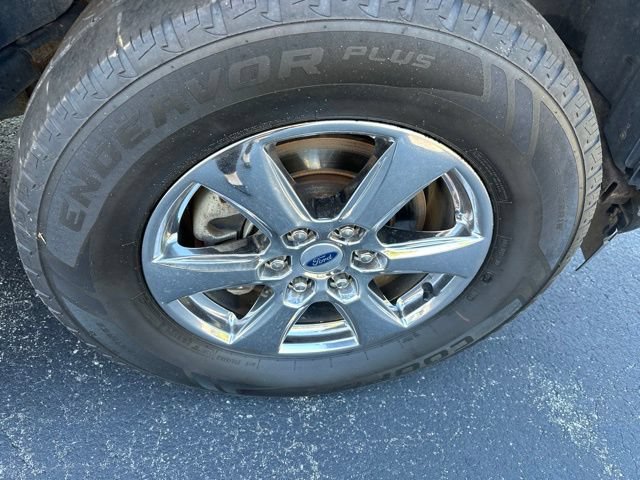 Used 2019 Ford F150 Lariat w/ Equipment Group 502A Luxury AWD/4WD image 26