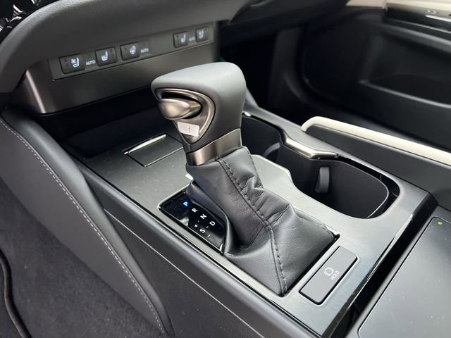 New 2024 Lexus ES 350 w/ Premium Package image 20