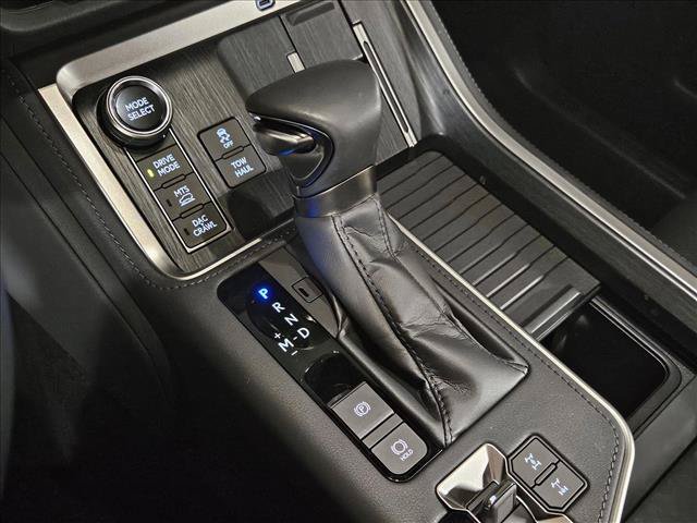 Used 2024 Lexus GX 550 AWD/4WD image 11