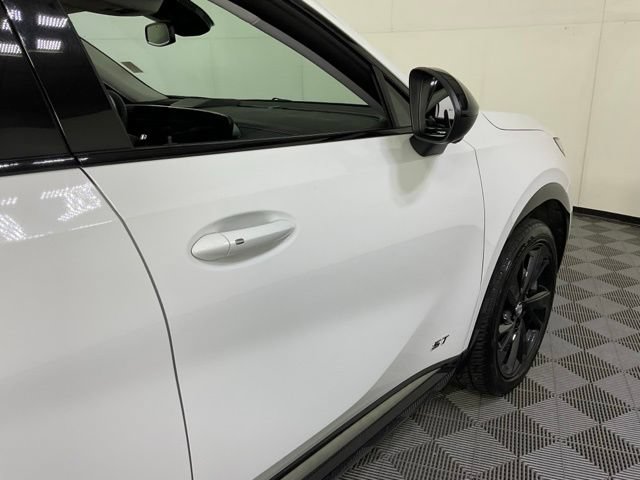Used 2025 Buick Envision Sport Touring AWD/4WD image 9