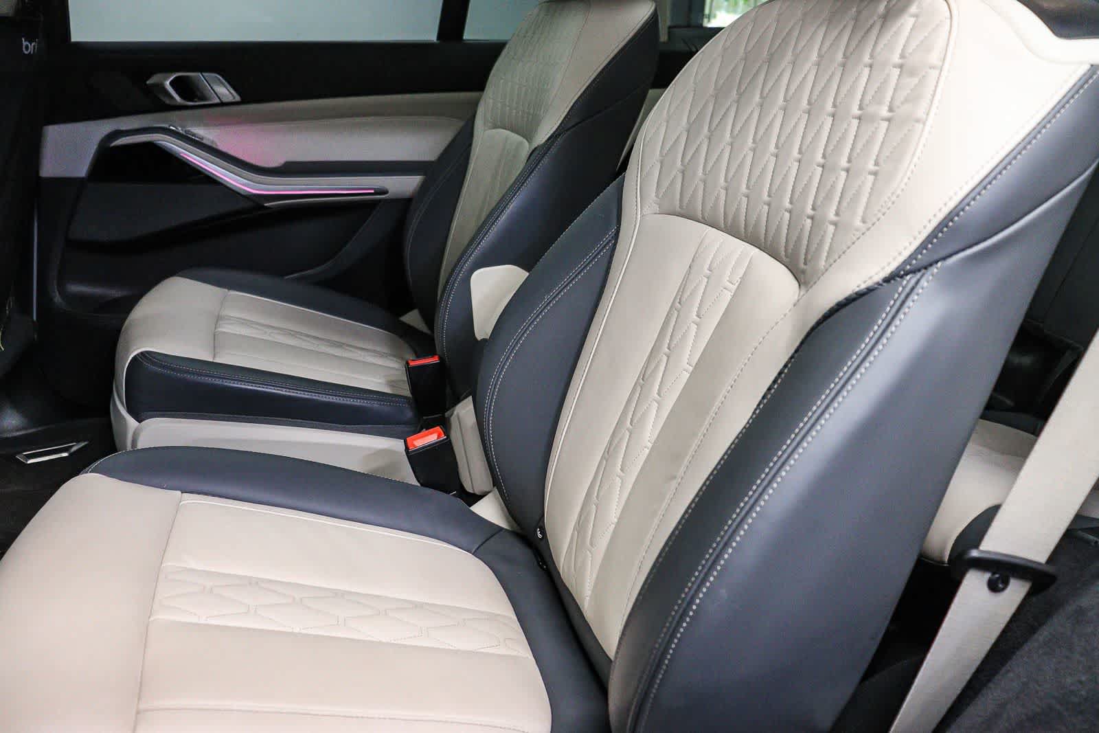 Used 2024 BMW X7 M60i w/ Executive Package AWD/4WD image 20