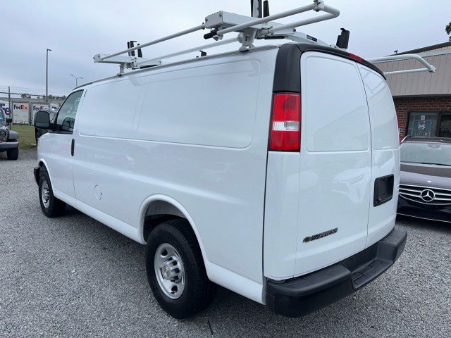 Used 2025 Chevrolet Express 2500 w/ Driver Convenience Package RWD image 10