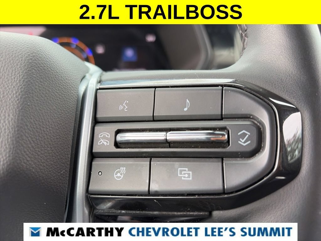 Used 2025 Chevrolet Colorado Trail Boss AWD/4WD image 25