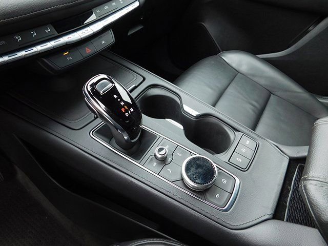 Used 2023 Cadillac XT4 Premium Luxury image 22