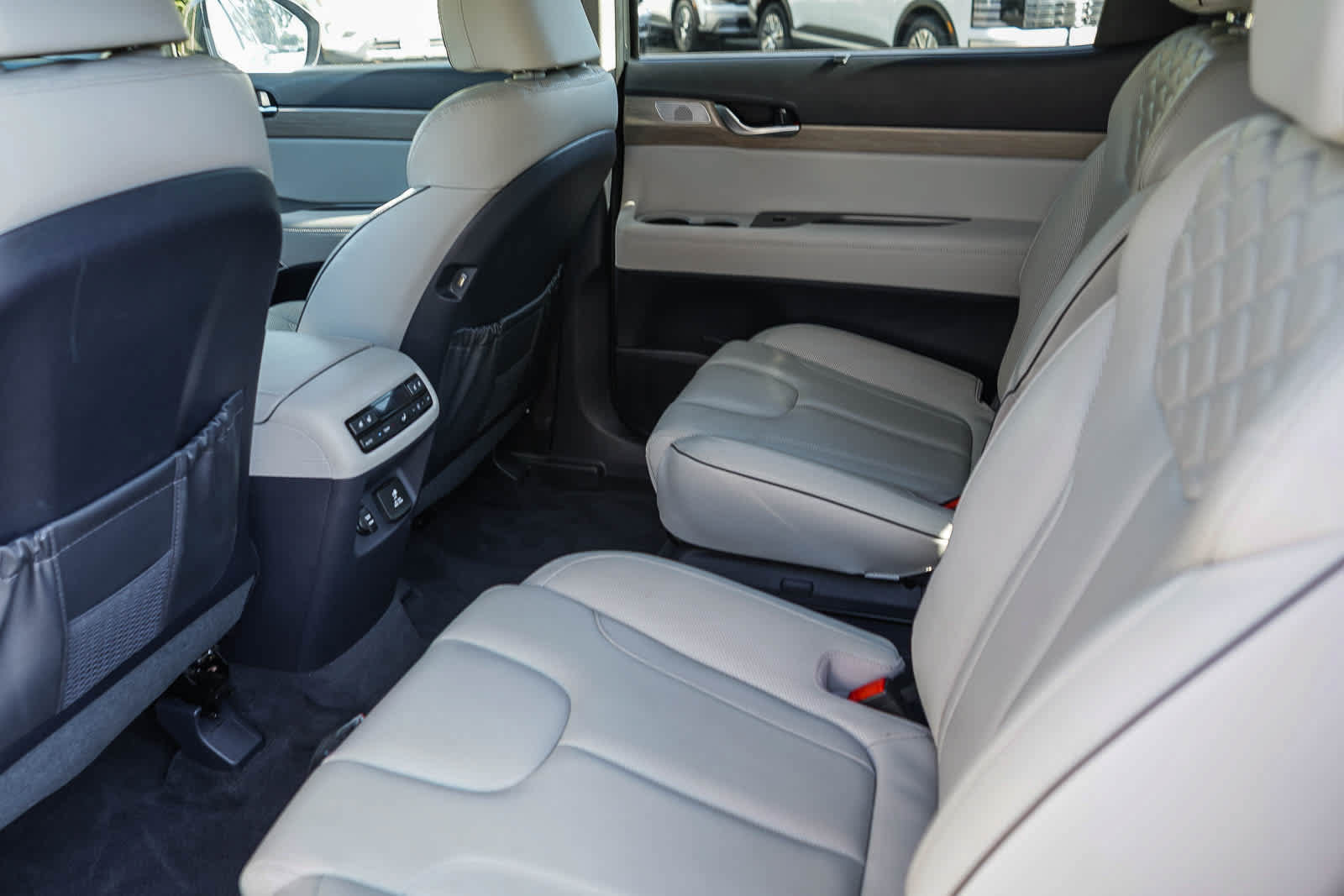 Used 2021 Hyundai Palisade Limited FWD image 18