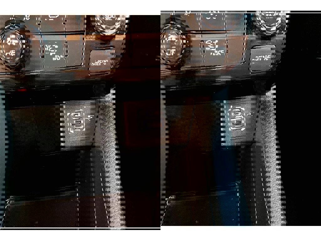 Used 2024 Jeep Compass Latitude image 27