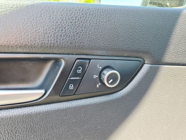 Used 2015 Volkswagen Passat 1.8T Limited Edition image 30