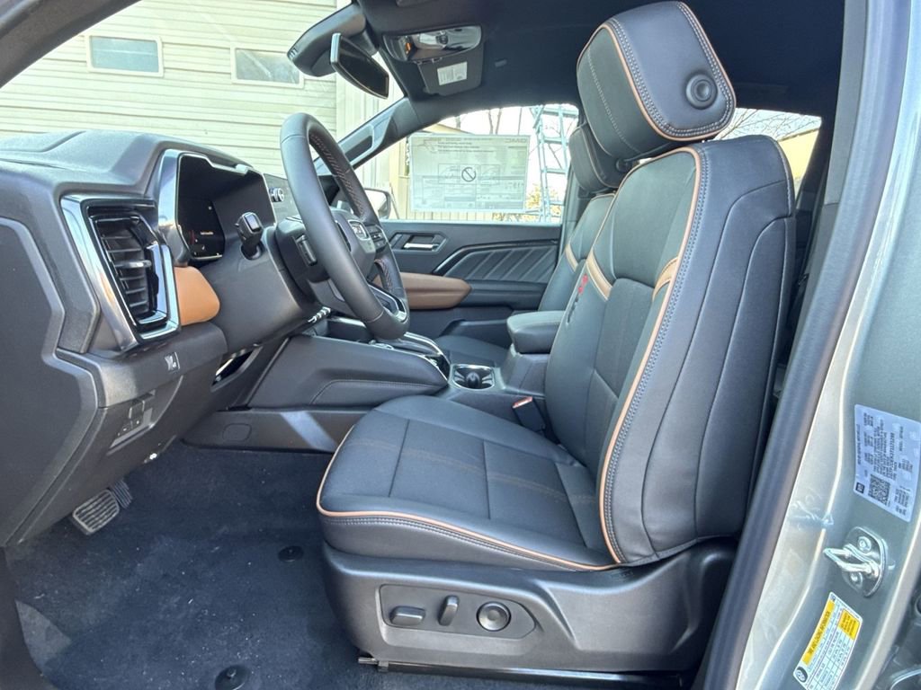 New 2026 GMC Canyon AT4 image 13