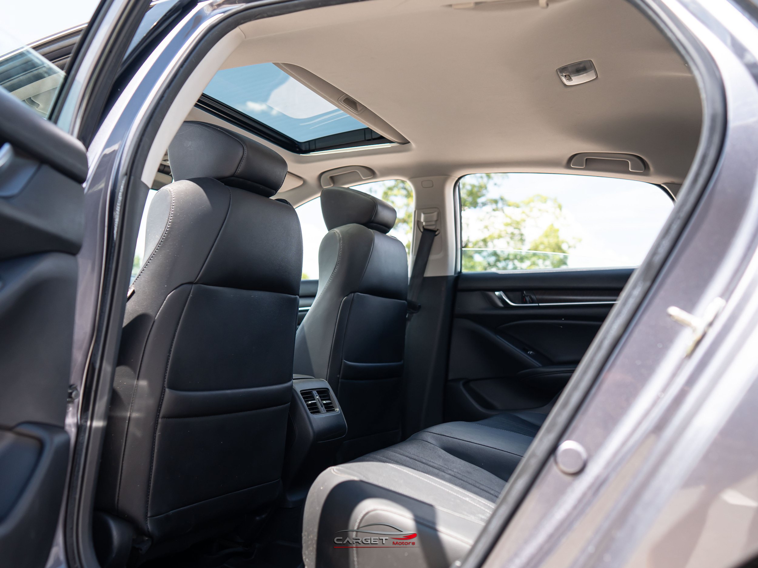 Used 2019 Honda Accord EX-L image 19