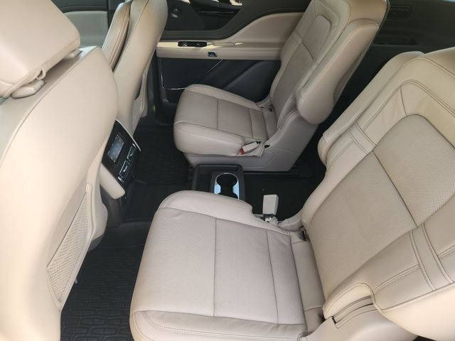 Used 2021 Lincoln Aviator Reserve w/ Elements Package Plus RWD image 30