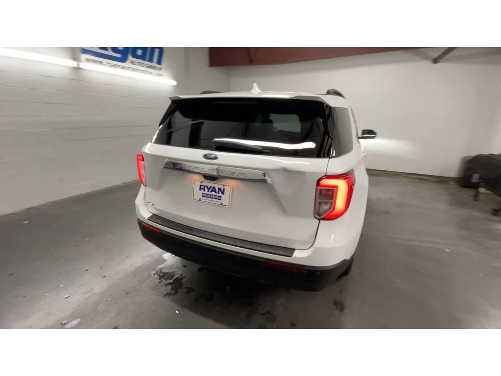 Used 2020 Ford Explorer XLT image 8