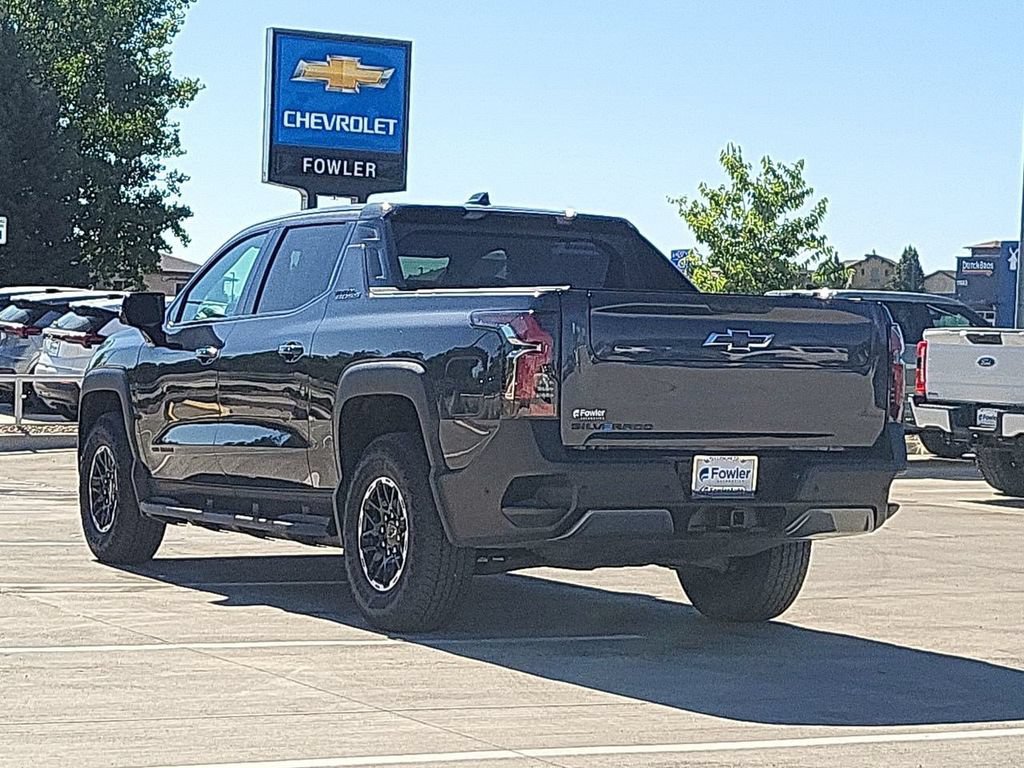 Used 2026 Chevrolet Silverado EV Trail Boss w/ LPO, Gameday Tailgate Package AWD/4WD image 6