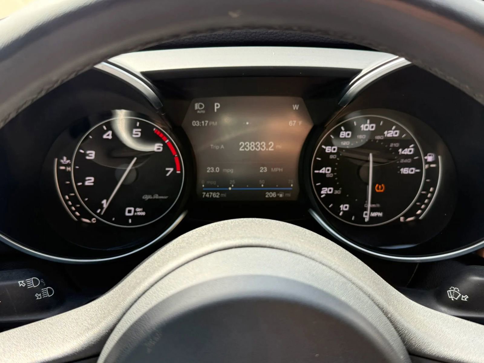 Used 2018 Alfa Romeo Giulia AWD image 14