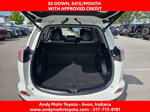 Used 2018 Toyota RAV4 XLE FWD image 12