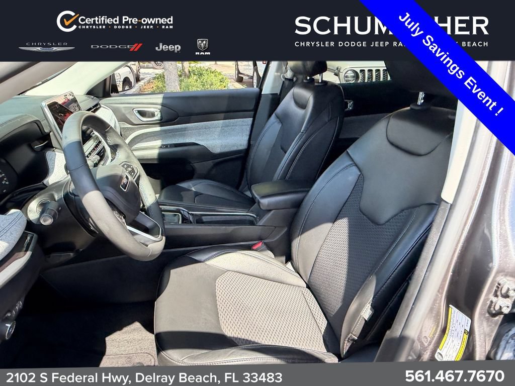 Certified 2022 Jeep Compass Latitude w/ Sun and Sound Group FWD image 10