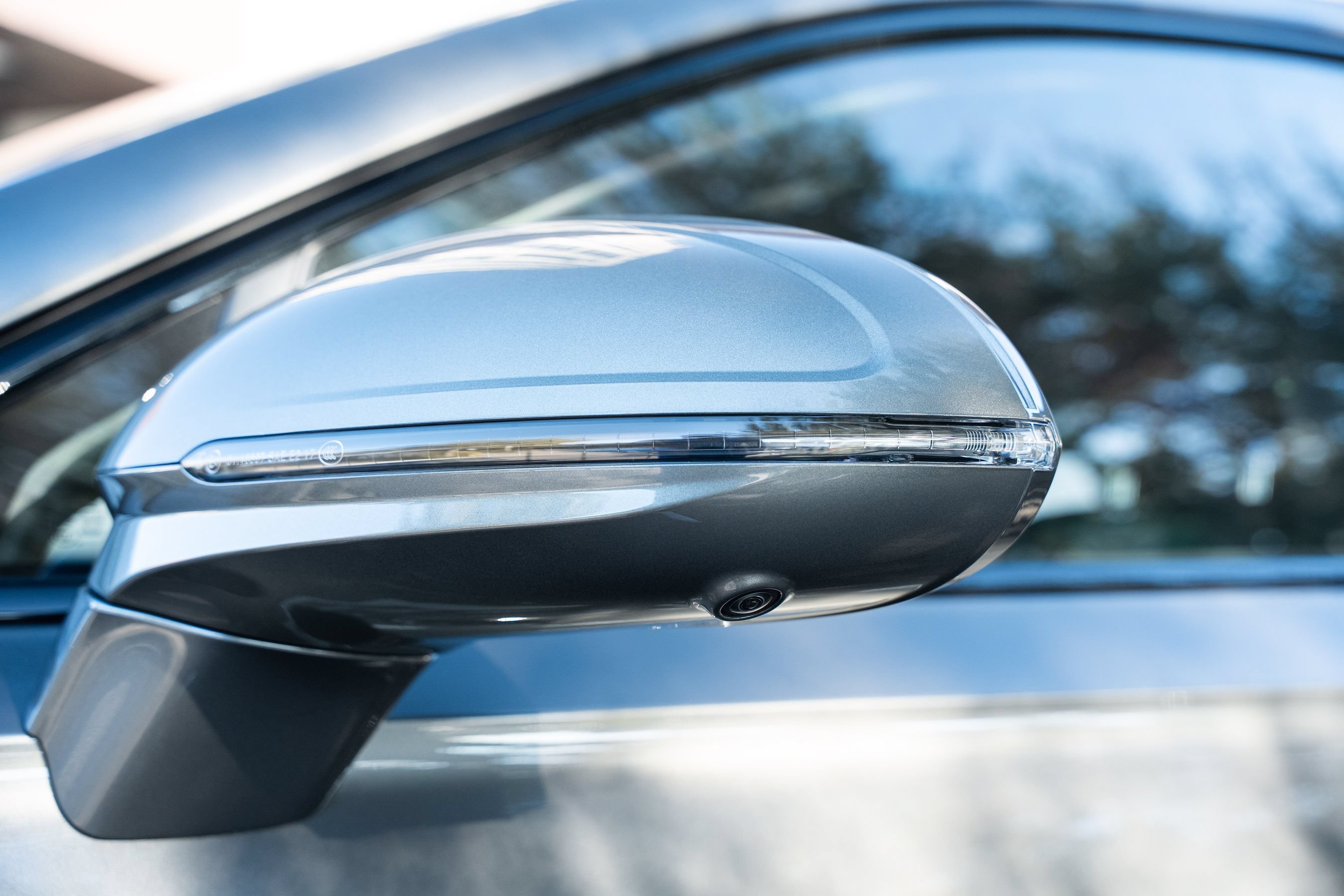 Certified 2025 Bentley Flying Spur Plug-In Hybrid AWD/4WD image 13
