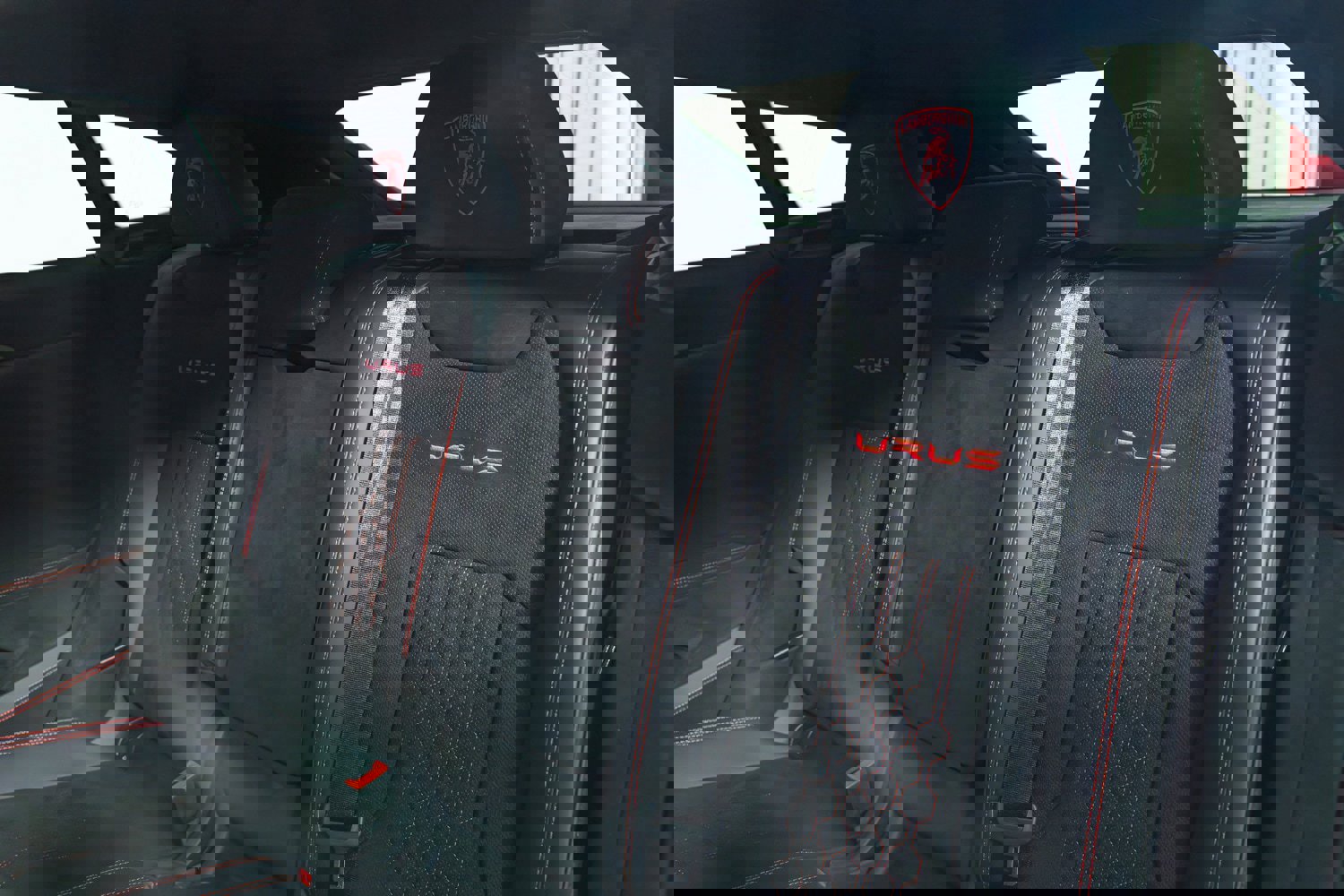 Used 2024 Lamborghini Urus Performante image 26