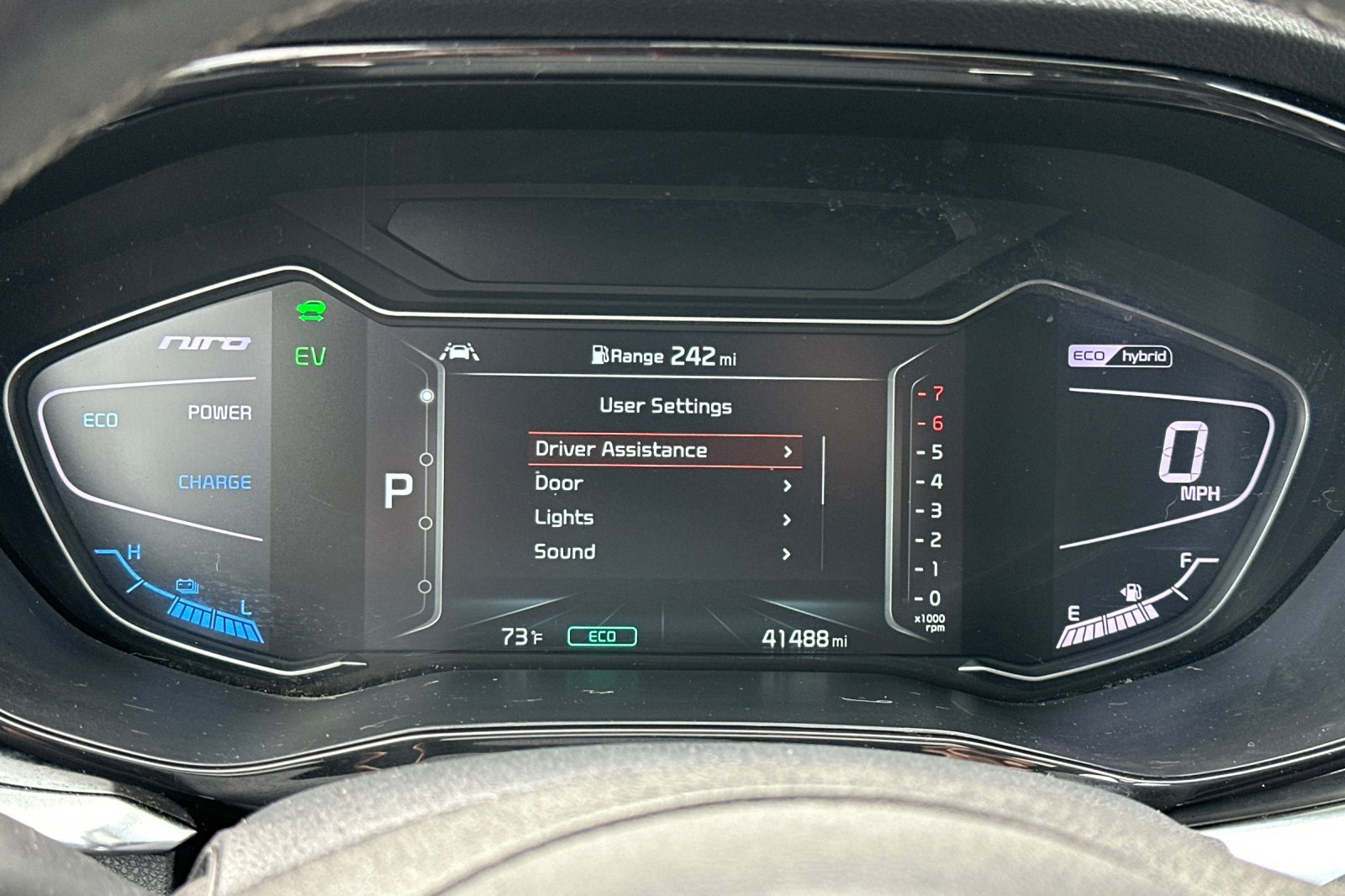 Certified 2022 Kia Niro EX Premium FWD image 31