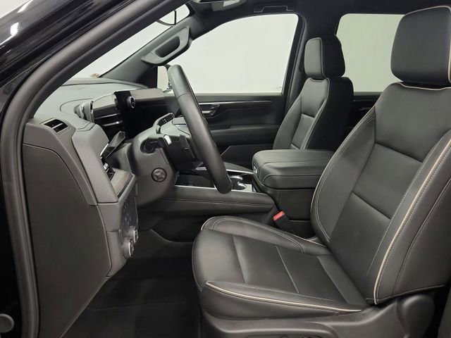 Used 2025 Chevrolet Tahoe Premier image 18