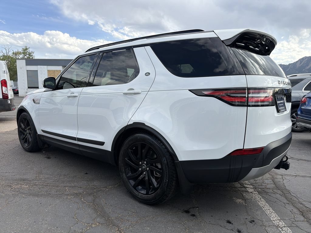 Used 2018 Land Rover Discovery HSE AWD/4WD image 6