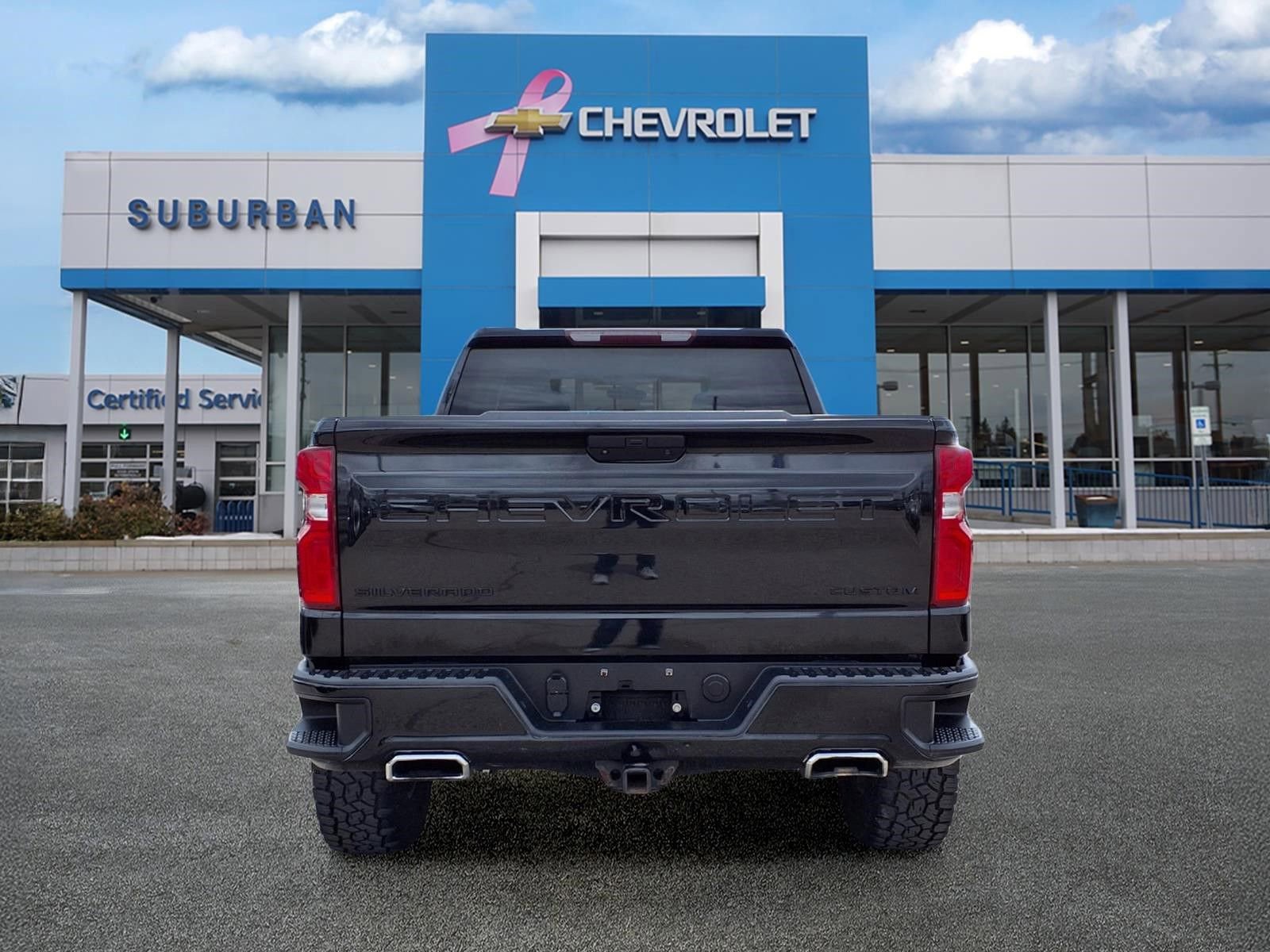 Used 2021 Chevrolet Silverado 1500 Custom Trail Boss w/ LPO, Dark Essentials Package AWD/4WD image 6