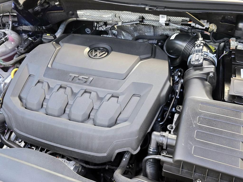 Used 2023 Volkswagen Tiguan SE FWD image 12