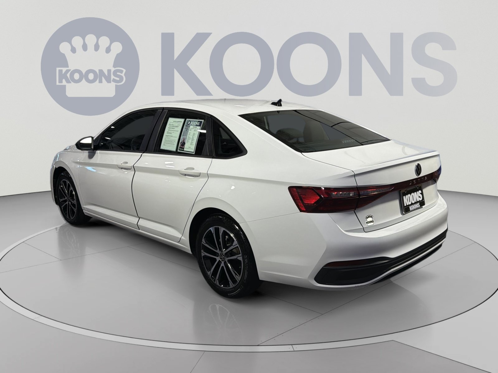Used 2025 Volkswagen Jetta Sport FWD image 4