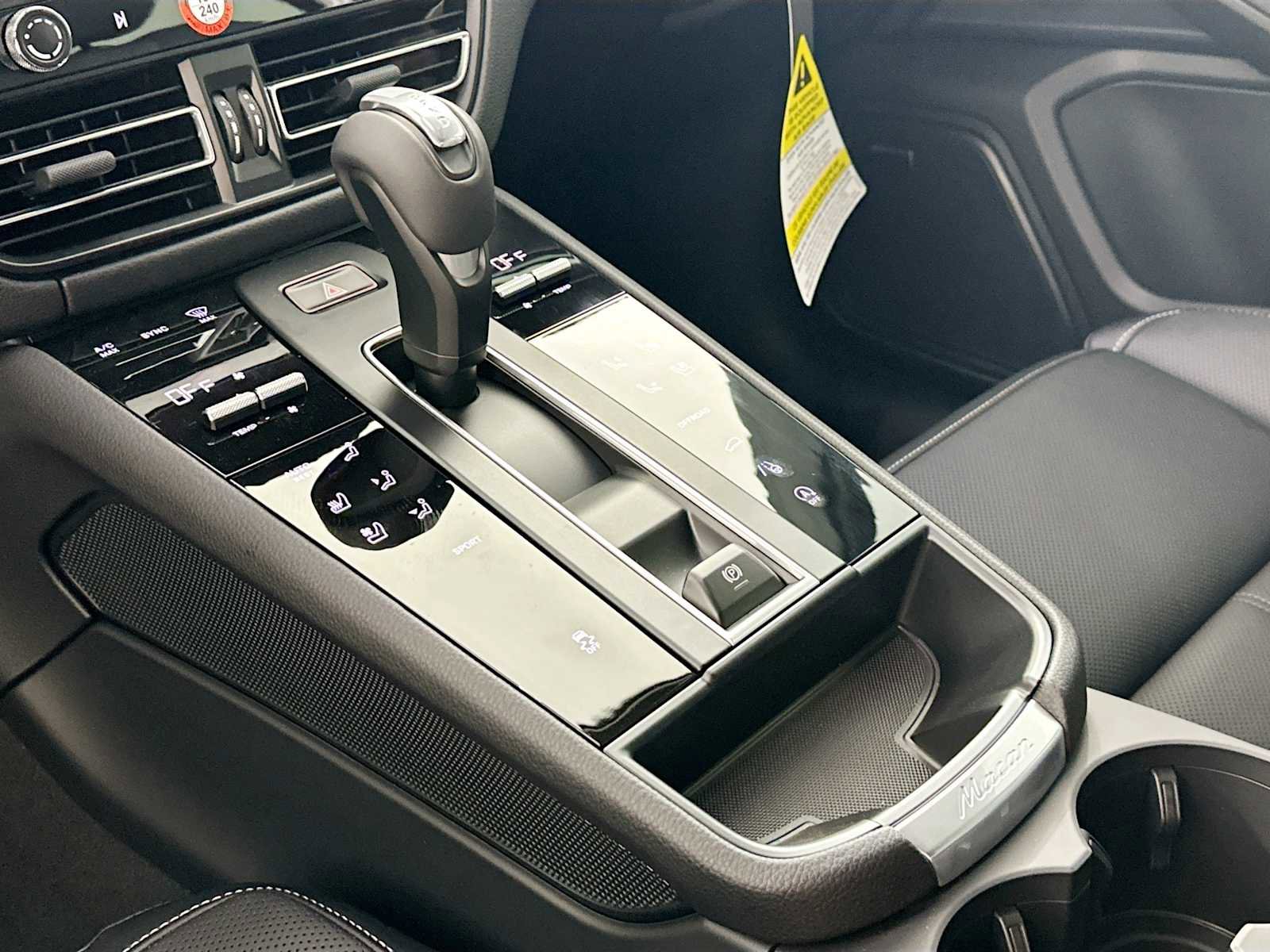 New 2025 Porsche Macan image 20