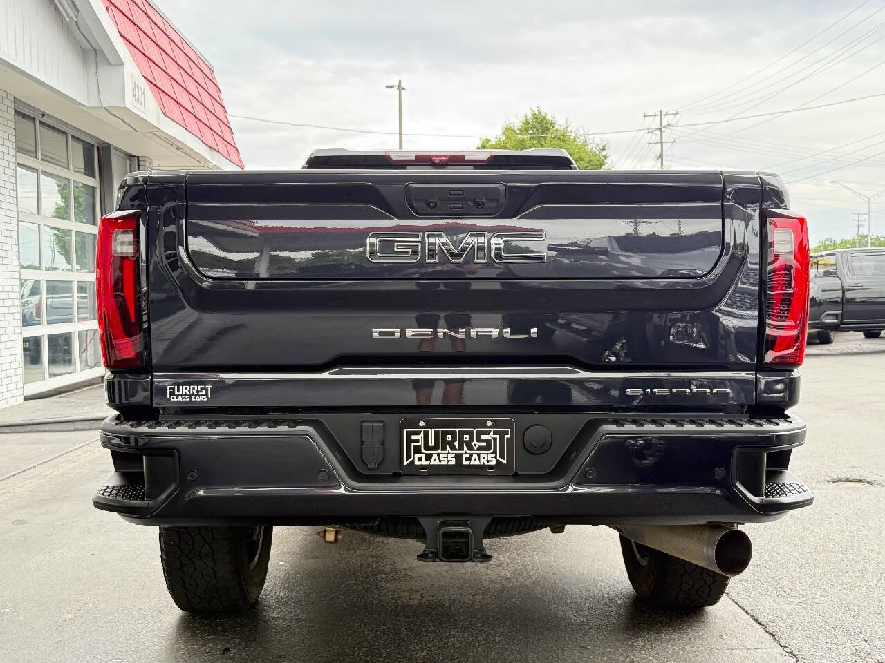 Used 2024 GMC Sierra 3500 Denali Ultimate image 4