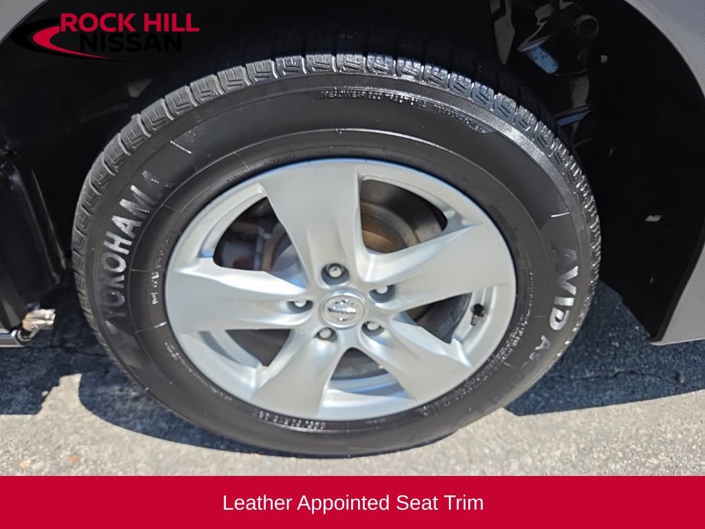 Used 2017 Nissan Quest SV FWD image 11