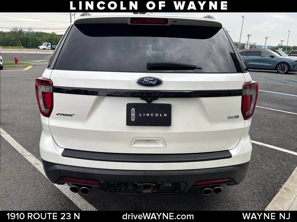 Used 2019 Ford Explorer Sport w/ Ford Safe & Smart Package AWD/4WD image 4