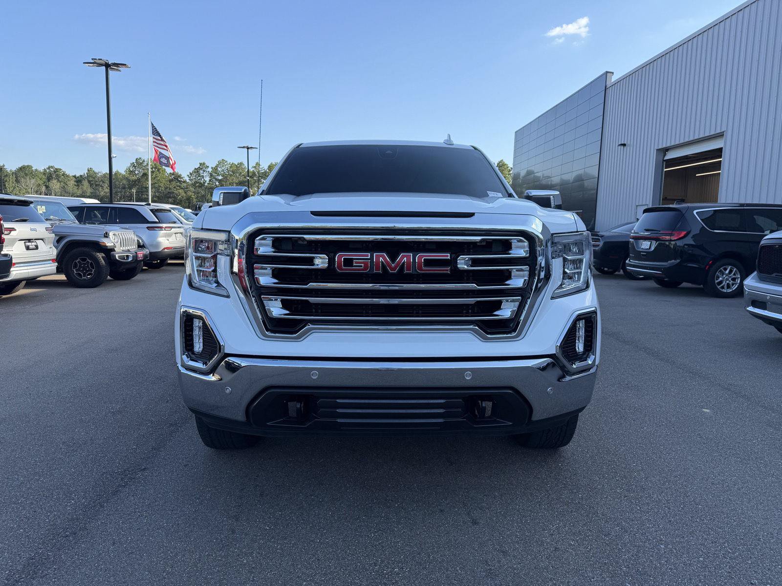 Used 2020 GMC Sierra 1500 SLT w/ SLT Premium Plus Package AWD/4WD image 2